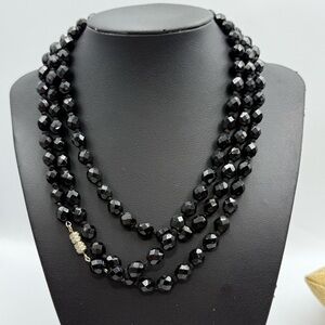 Long hand knotted faceted Black Beaded Necklace